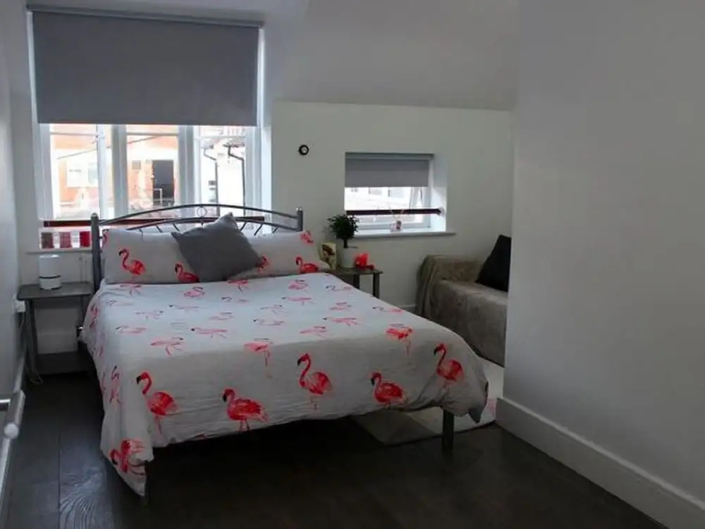 Chic Apartment in London near Royal Air Force Museum