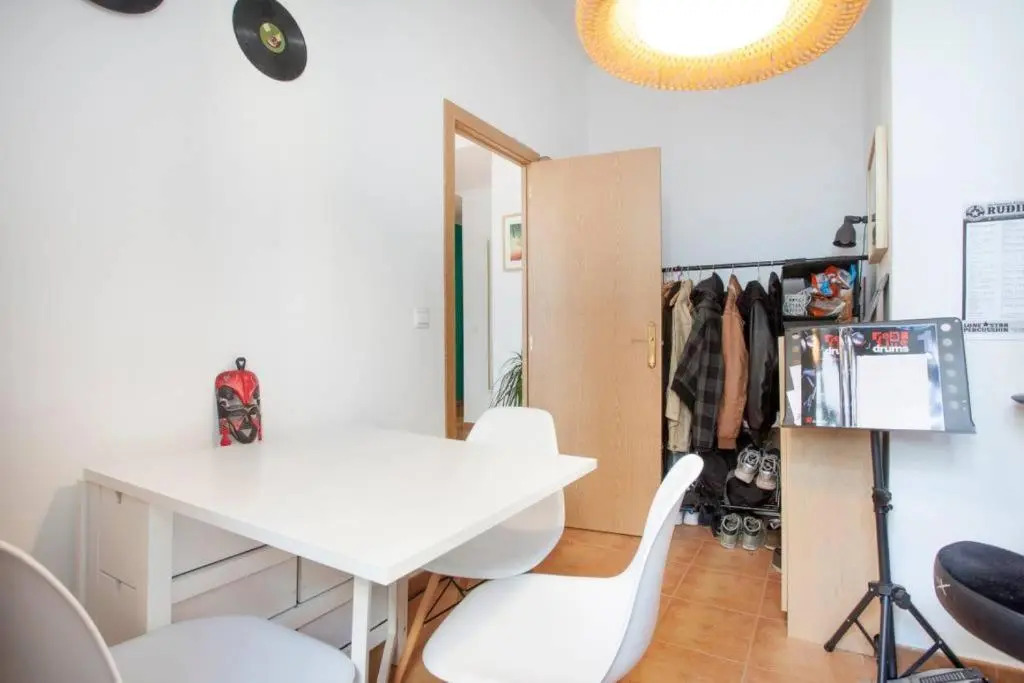 Luminous & Cosy Down Town Apartment