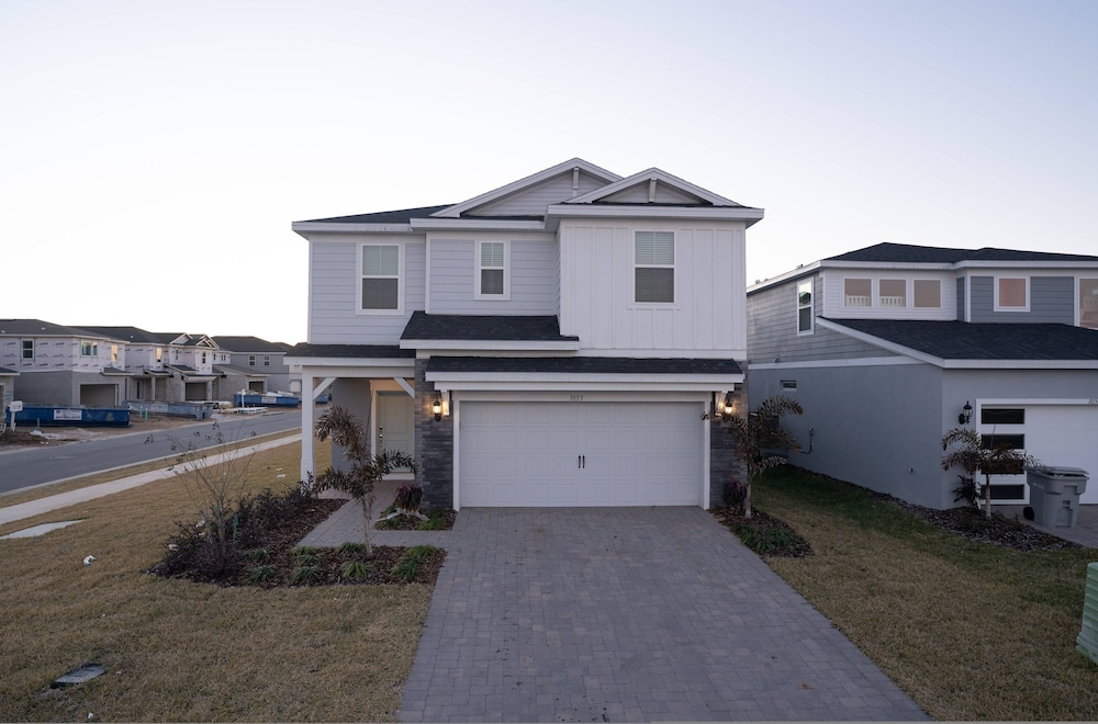 7BR Windsor Cay w Game Room Pool Near Disney
