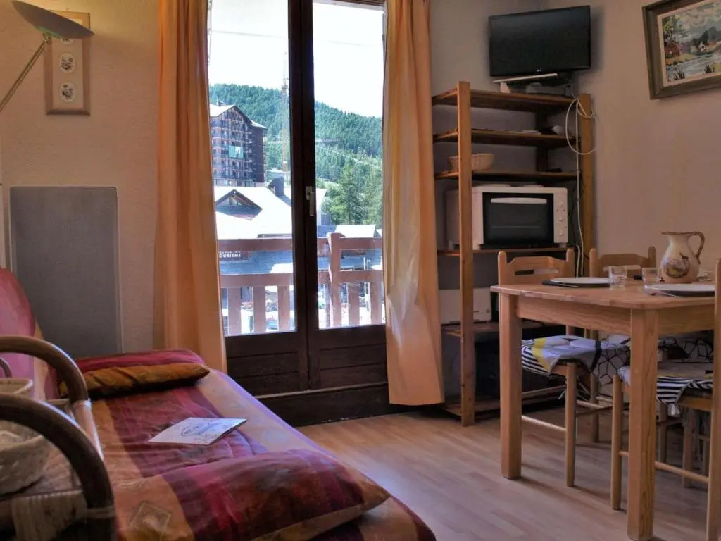 Appartement Risoul, 2 pièces, 4 personnes - FR-1-330-213