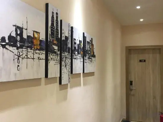 Yangchun Xinyue Hotel