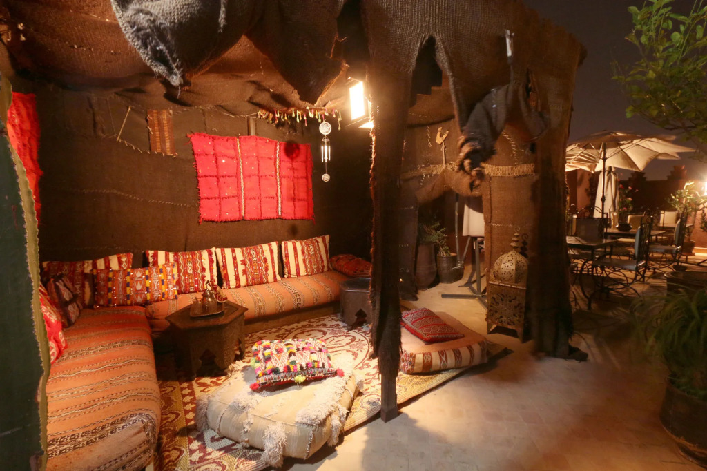 Riad La Porte Rouge By La Siredrah