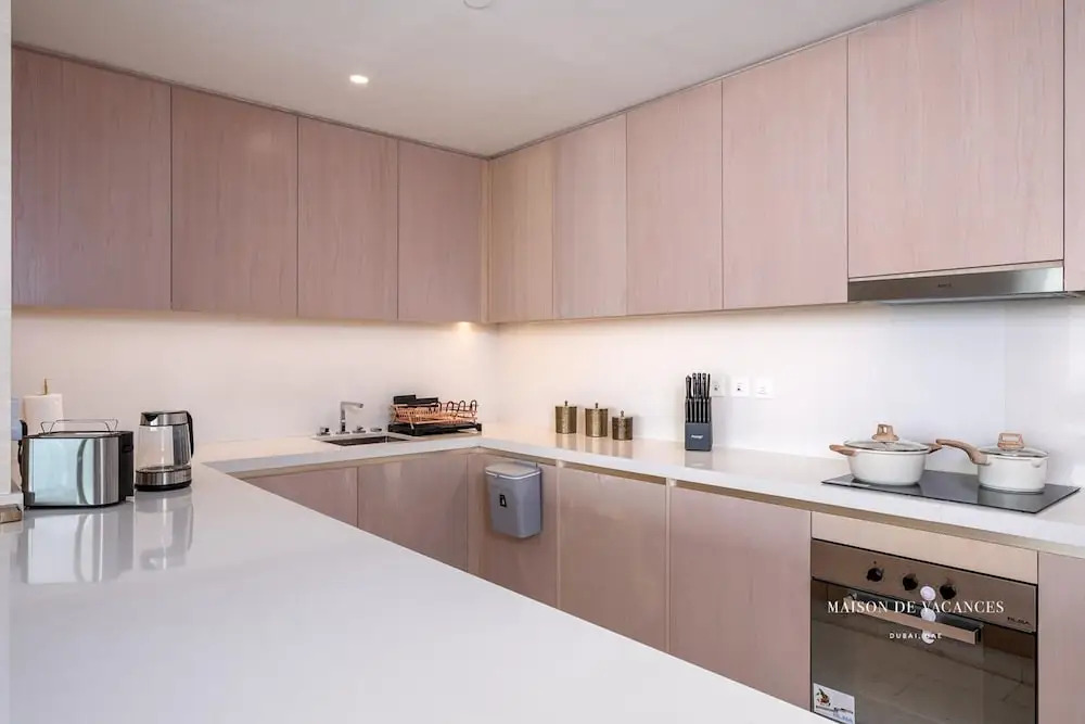 Captivating 2-bed Apartment in Dubai