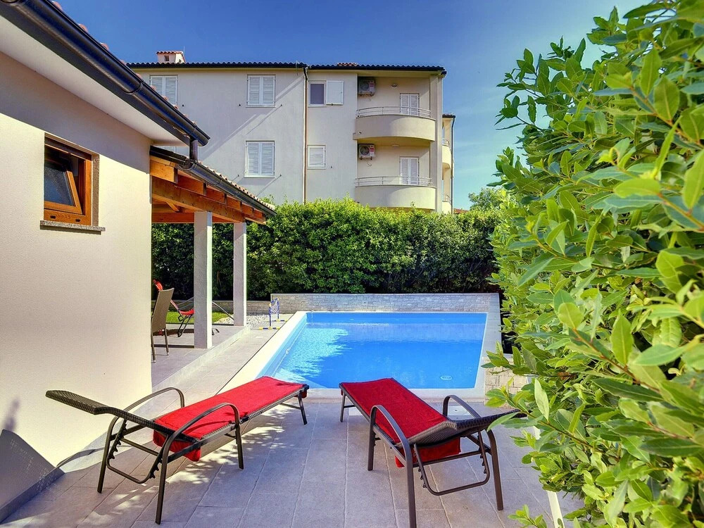Detached Modern Villa With Pool and Fenced Yard Near the Sea