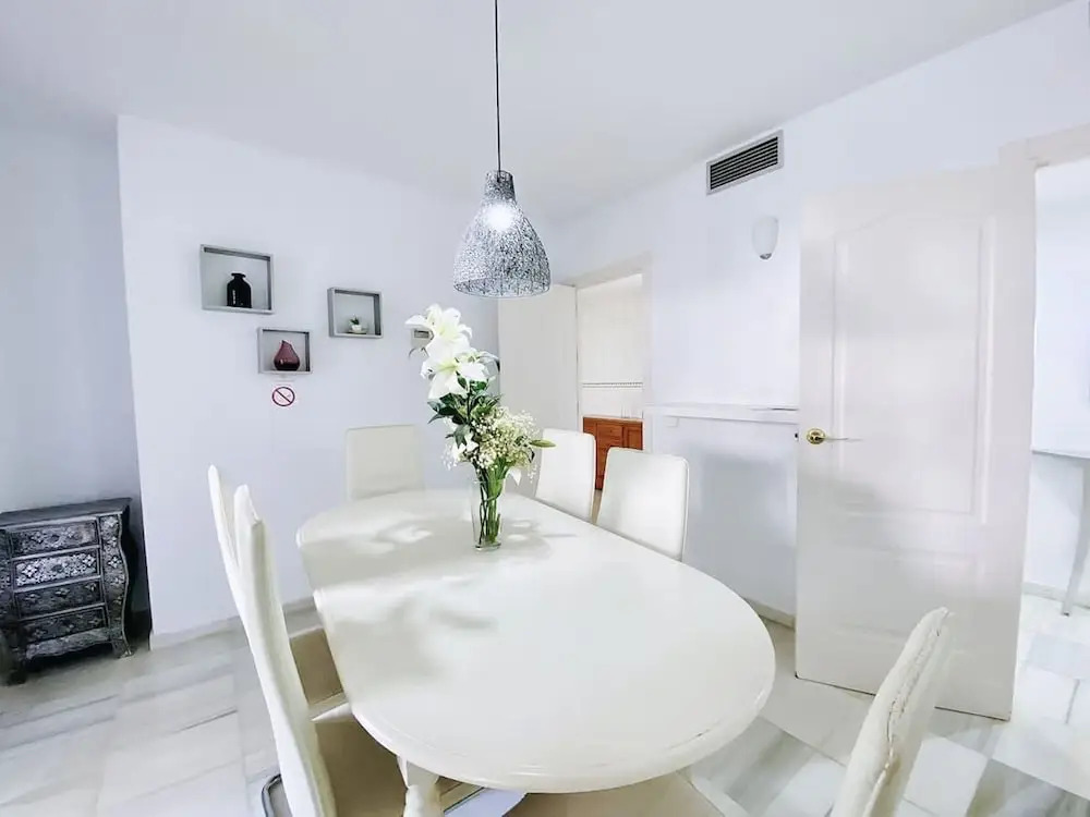3 Bedroom Ground Floor Easy Parking F-2