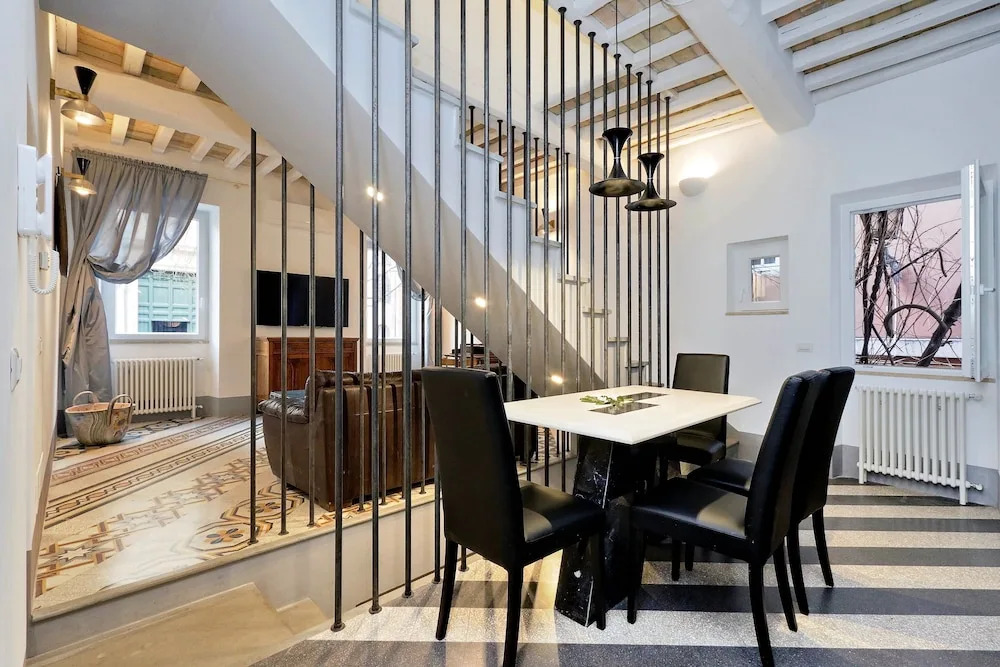 Trastevere Townhouse - My Extra Home