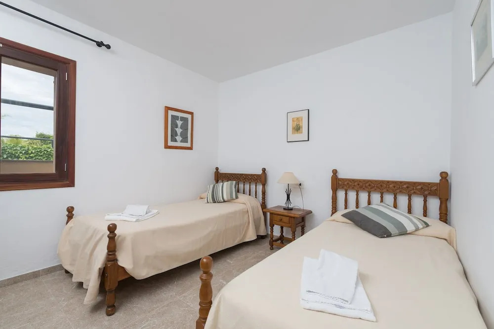 Villa La Sort by Villa Plus