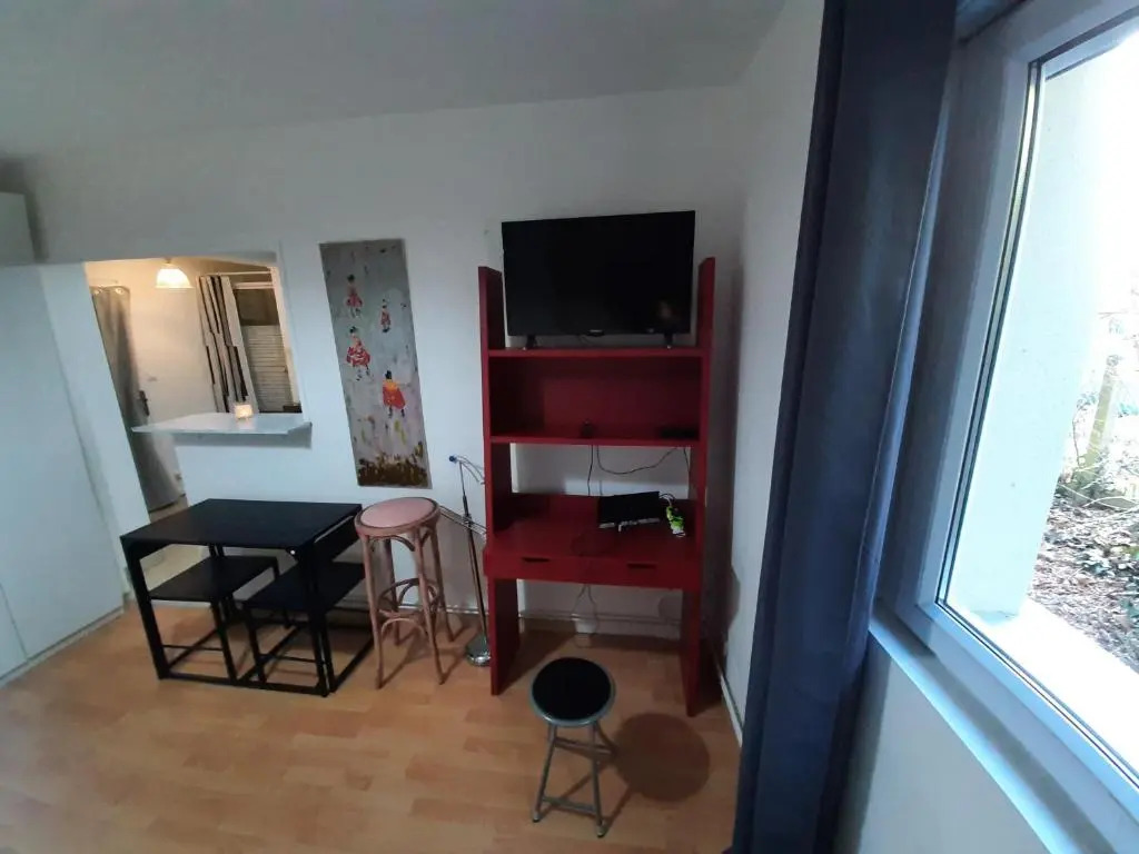 Studio charmant tout équipé