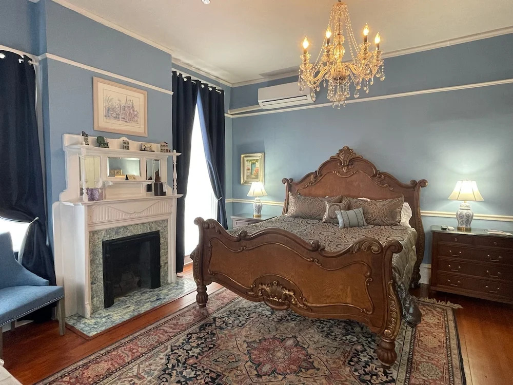 Godley Manor