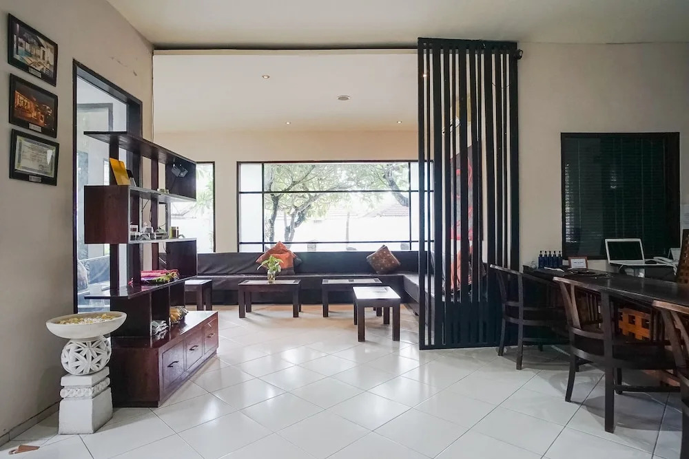 Queen Rose Villa & Spa
