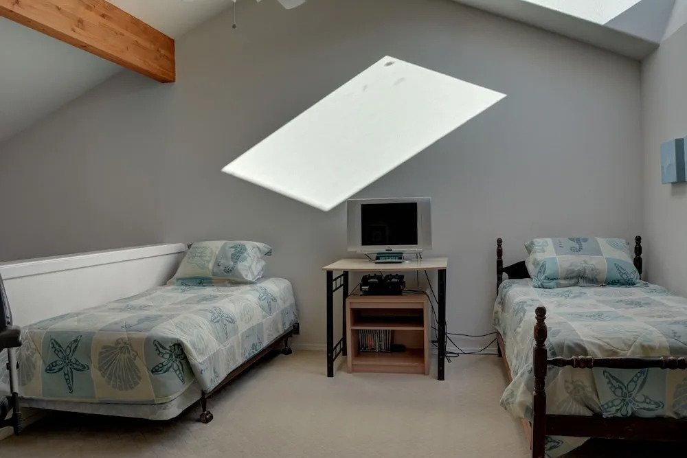 SeaQuell 3 Br condo by RedAwning