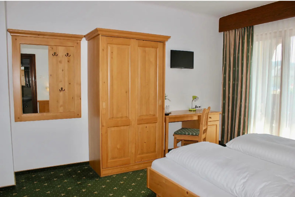 Hotel Alex