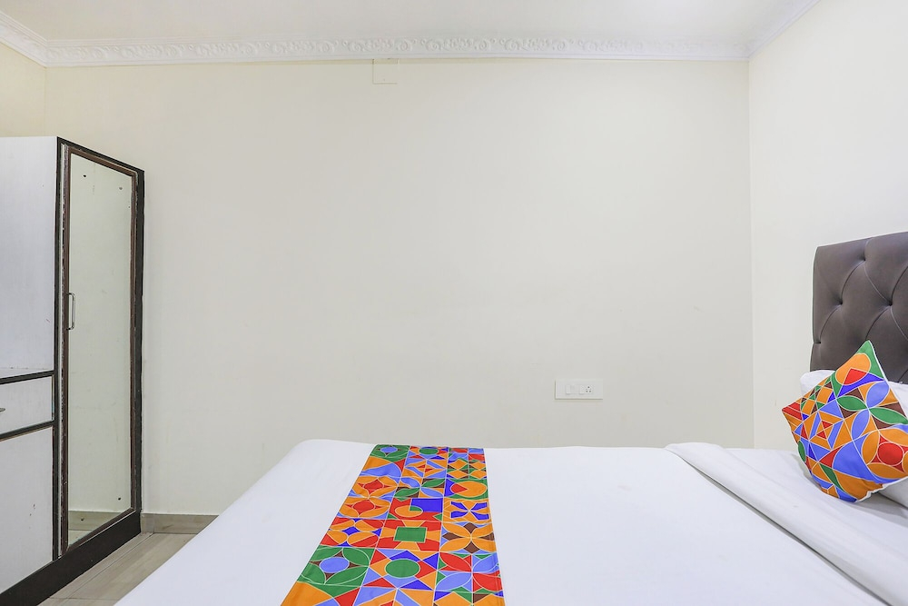 Fabhotel Arka Residency