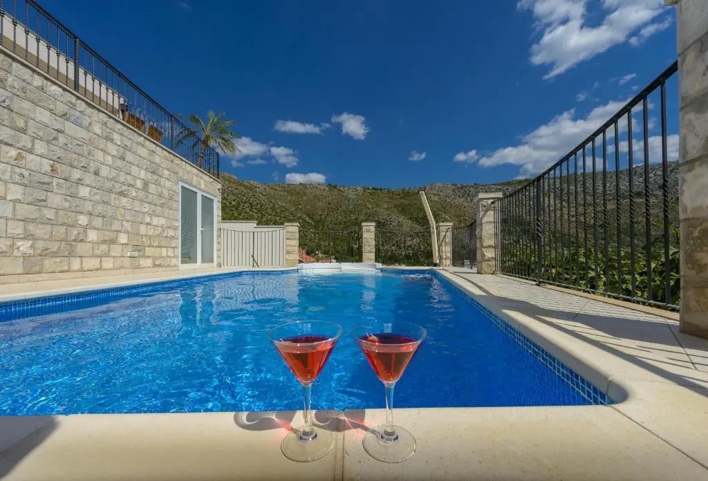 Villa Sana Via