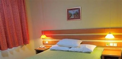Home Inn Zhangzhou Yanan North Road
