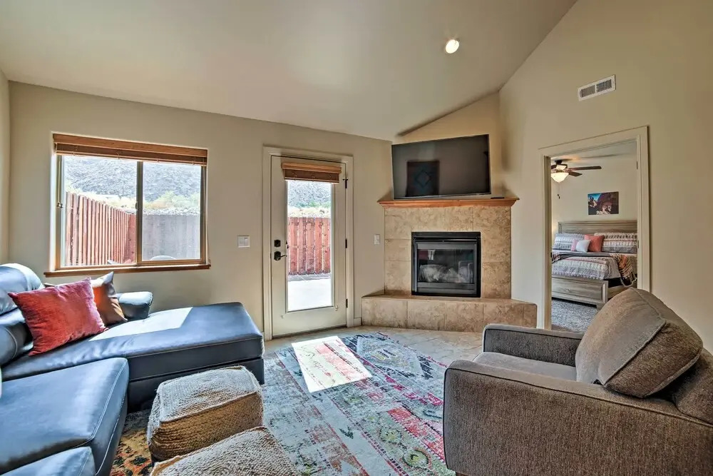 Moab Townhome w/ Hot Tub & Patio - Near Arches