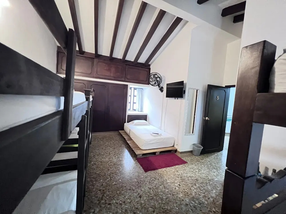 GREEN DOOR HOSTEL BOUTIQUE