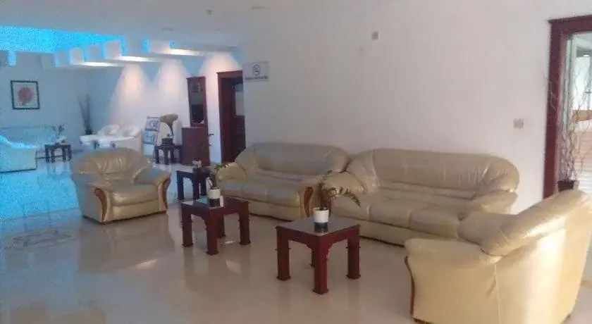 Hotel Raj Residency