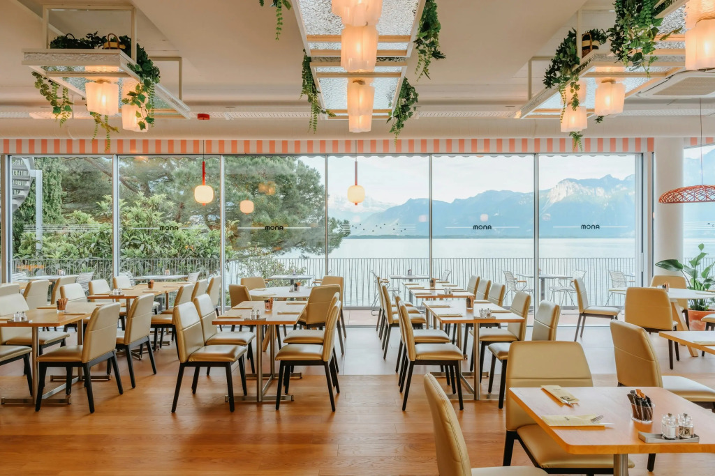 Hotel Mona