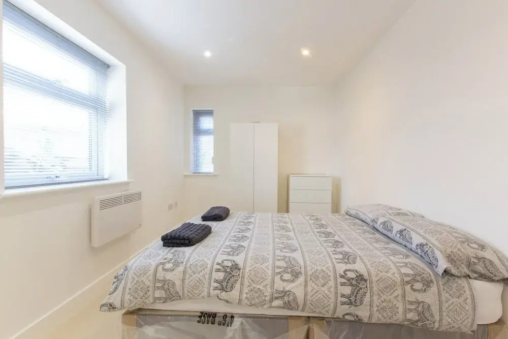 Bridge Road - Room 2a
