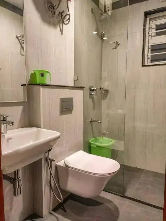 RR Mount Elite Suites