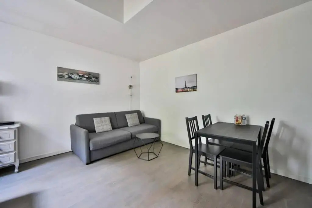 Studio 4p Calme/Full Equipped/Charonne/Perelachese
