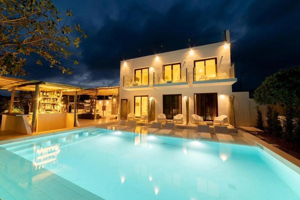 PAIISE Hotels