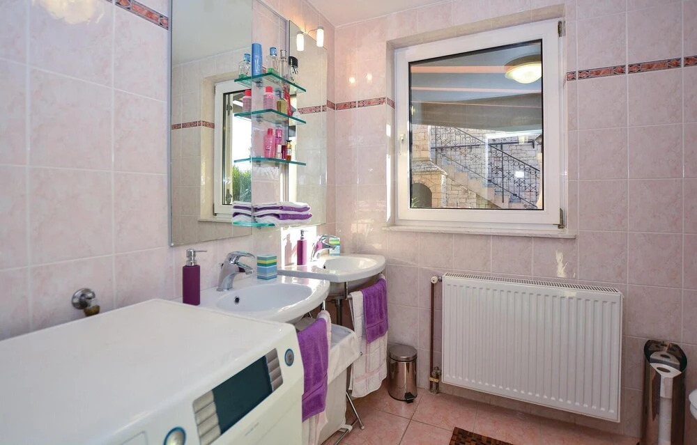 Amazing Home In Izola