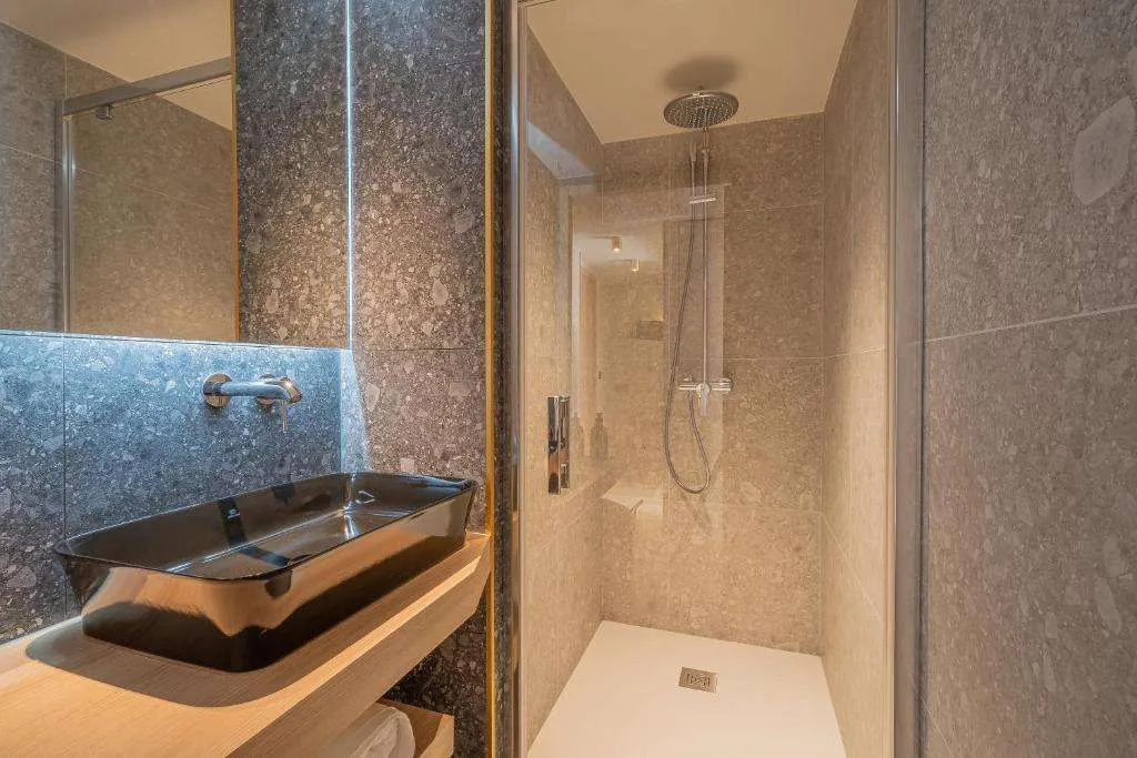 Yuna Porte-Maillot - ApartHotel
