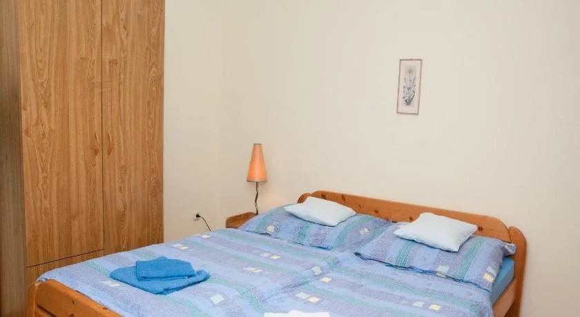Apartments Yowan