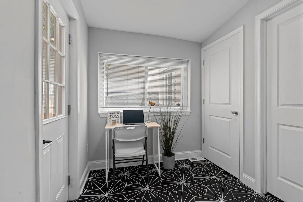 Modern & Comfy - 5* - Location Game Room