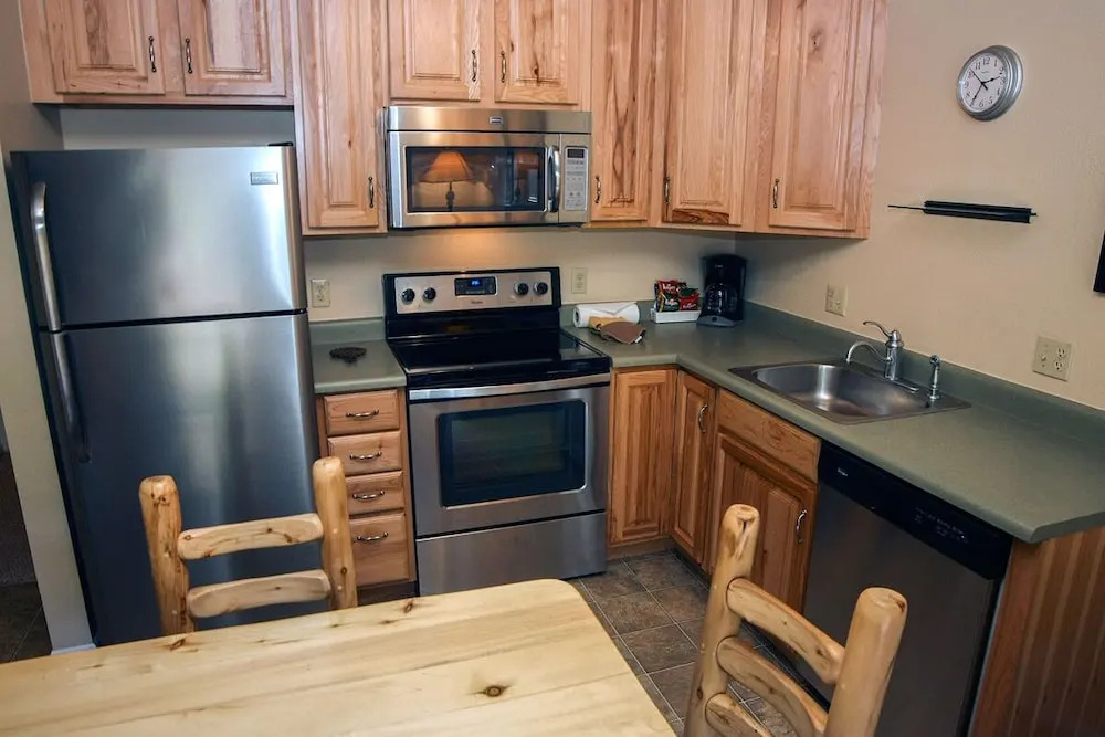 Fawn Valley Inn: 298