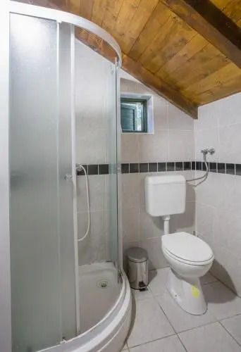 Holiday House Macic