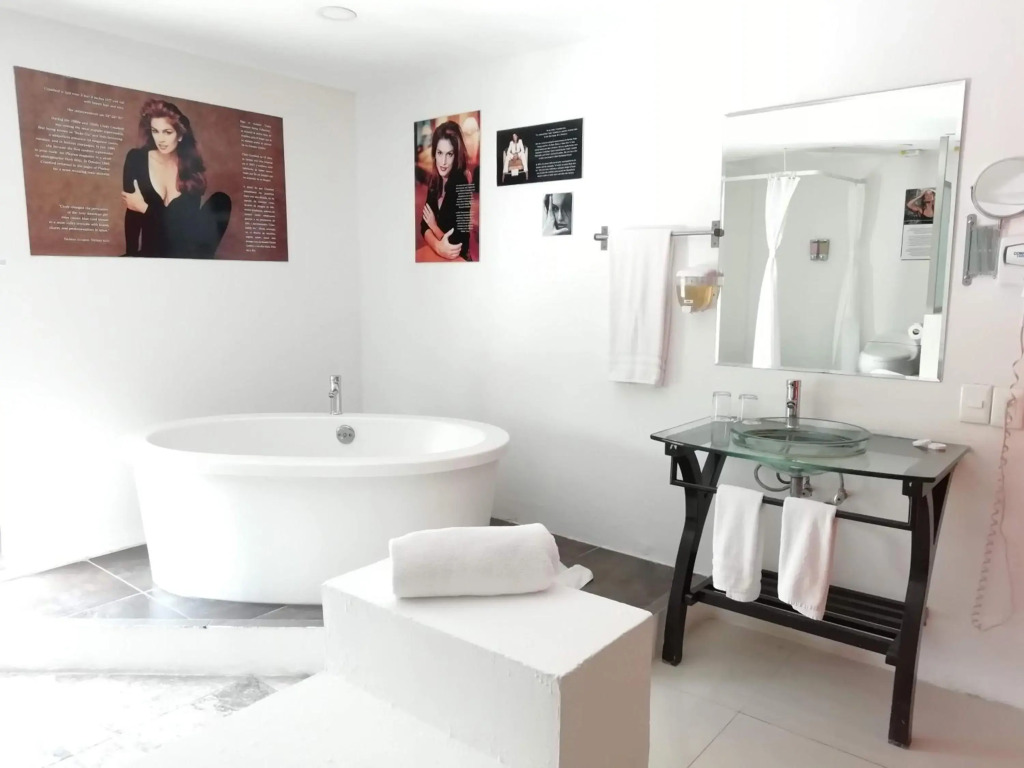 MayaFair Design Hotel