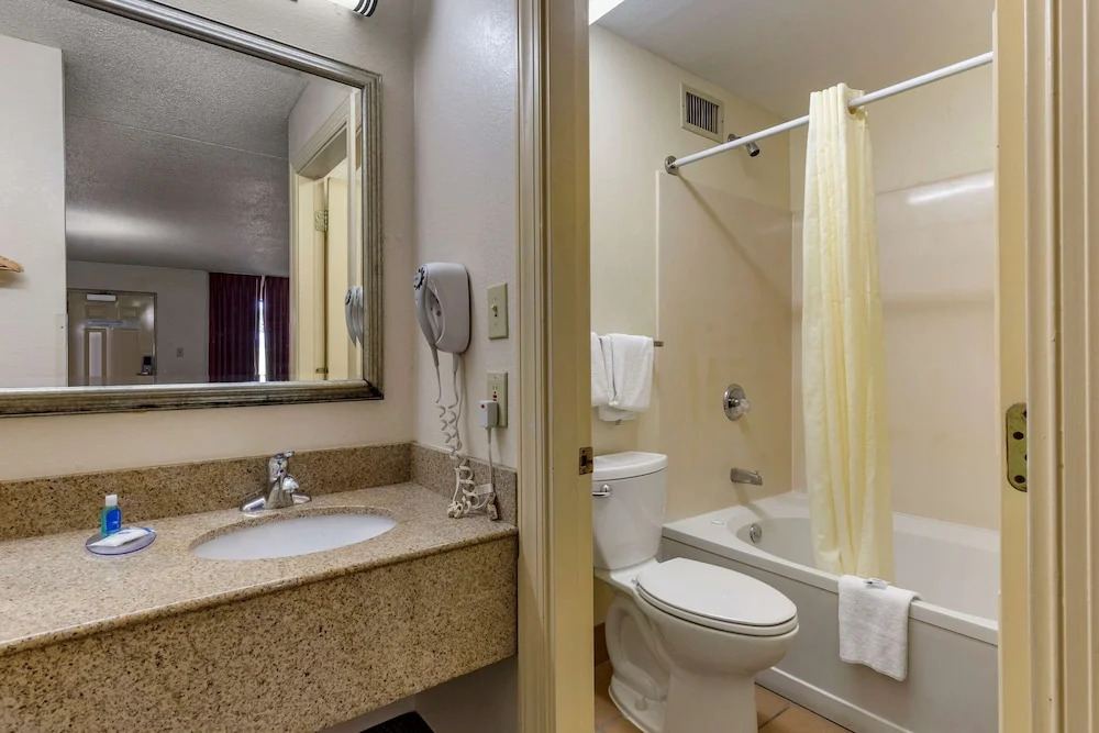 Rodeway Inn