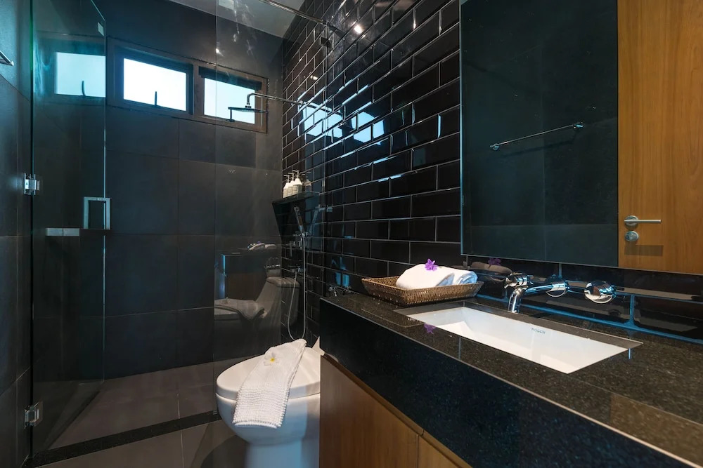 Luxury 3 Bedroom Villa CoCo