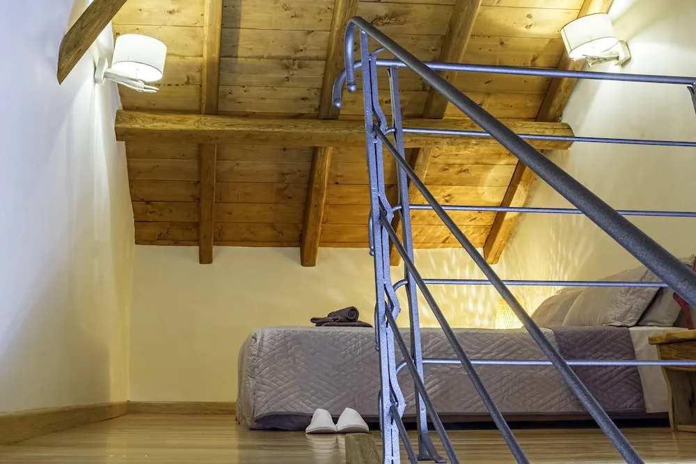 Dionysos Luxury Villa