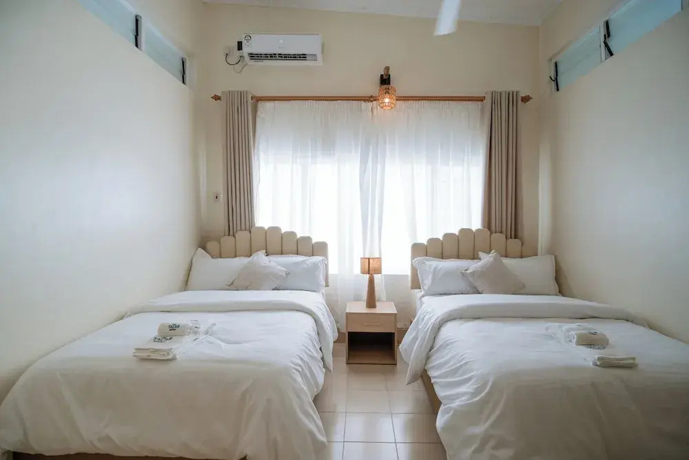 Talab Holidays