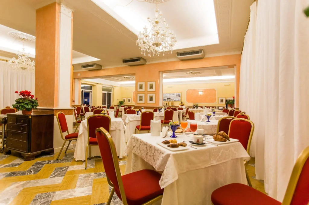 Mariano IV Palace Hotel