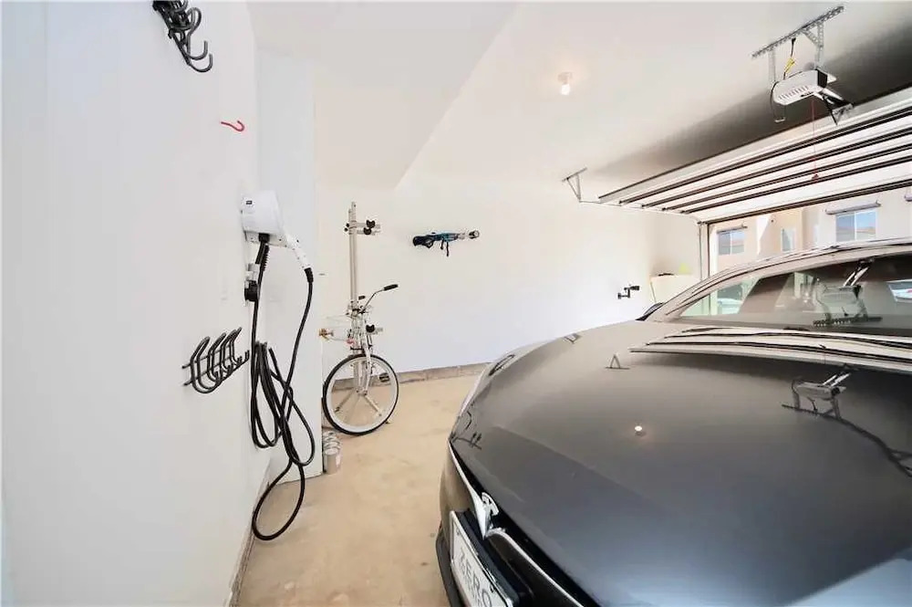 Entrada 672 - 4 Br townhouse by RedAwning