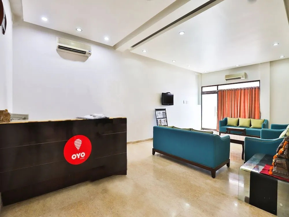 OYO 12945 Hotel President