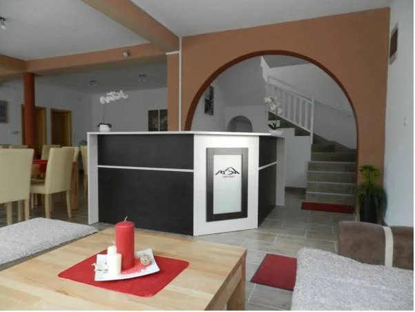 Villa Hum