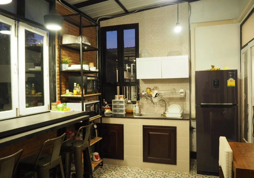 Sherloft Home & Hostel