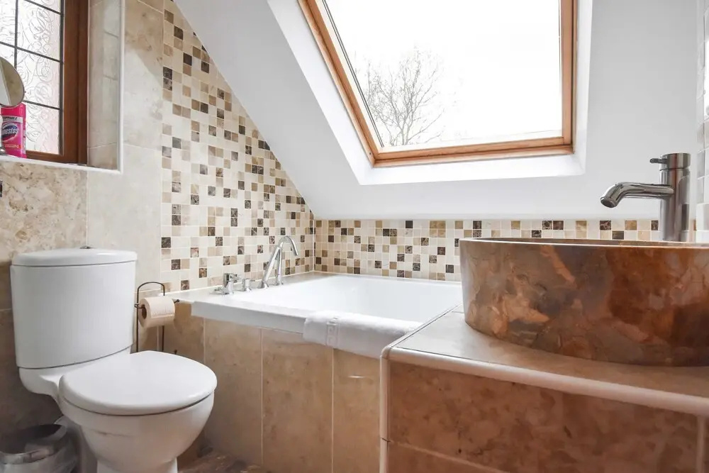 Rural Family Home, 5 Minutes From Clifton Village