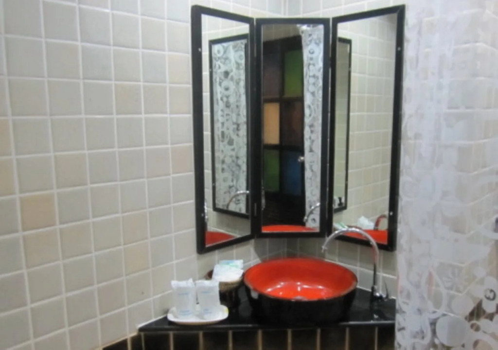 Wangburapa Grand Hotel