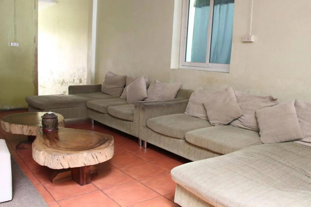 OYO 1054 Phuket Backpacker Hostel