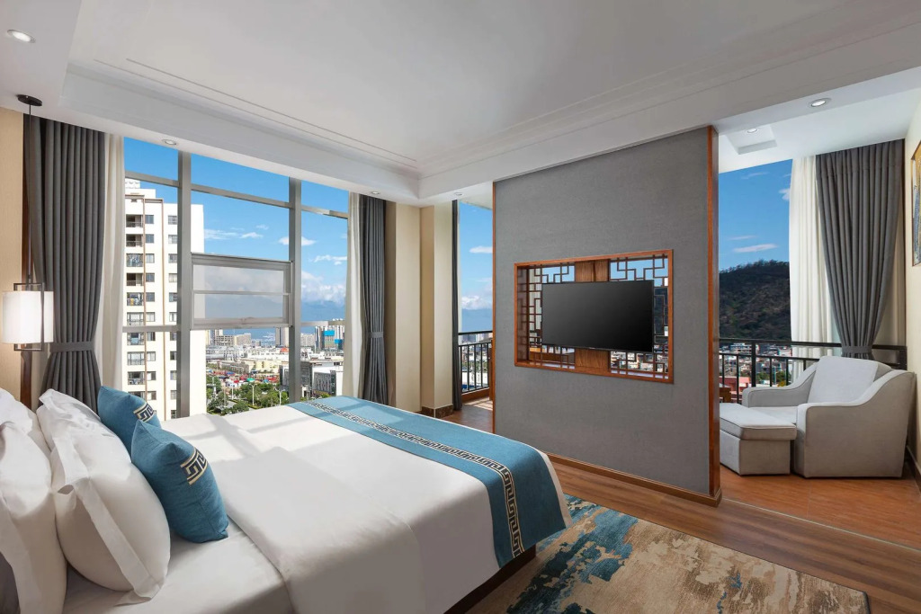 Days Htl By Wyndham Dali High-Speed