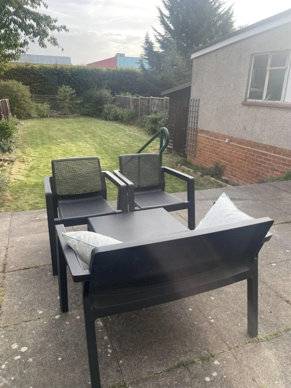 Immaculate 3-bed House in Luton