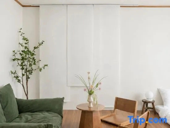 Gamseong Stay  Anguk Station｜4 Guests｜2 BR｜Bukchon Hanok Village ｜Gyeongbokgung｜DDP｜Myeongdong