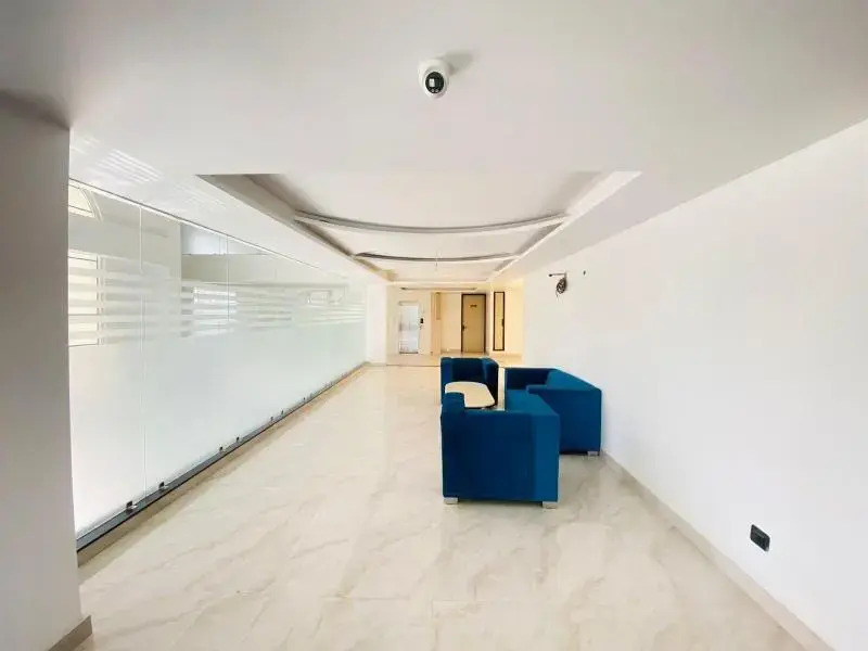 Hotel Holiday Grand Near Expo Mart